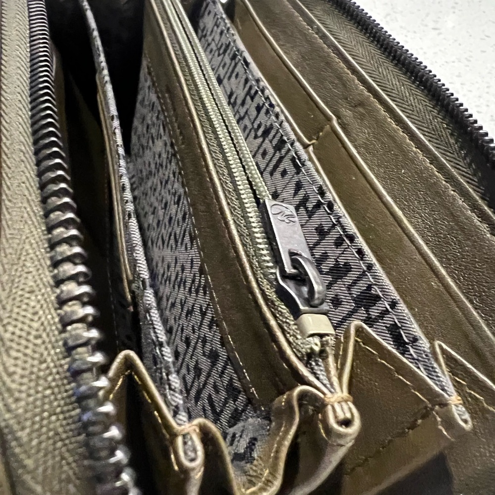 Longchamp Le Pliage Cuir Wallet - Picture 4 of 7